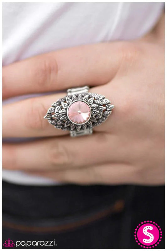 Paparazzi Ring ~ Nature Lover - Pink