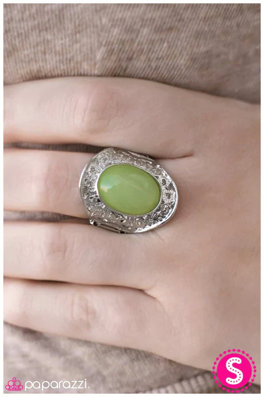 Paparazzi Ring ~ Moons Over Miami - Green