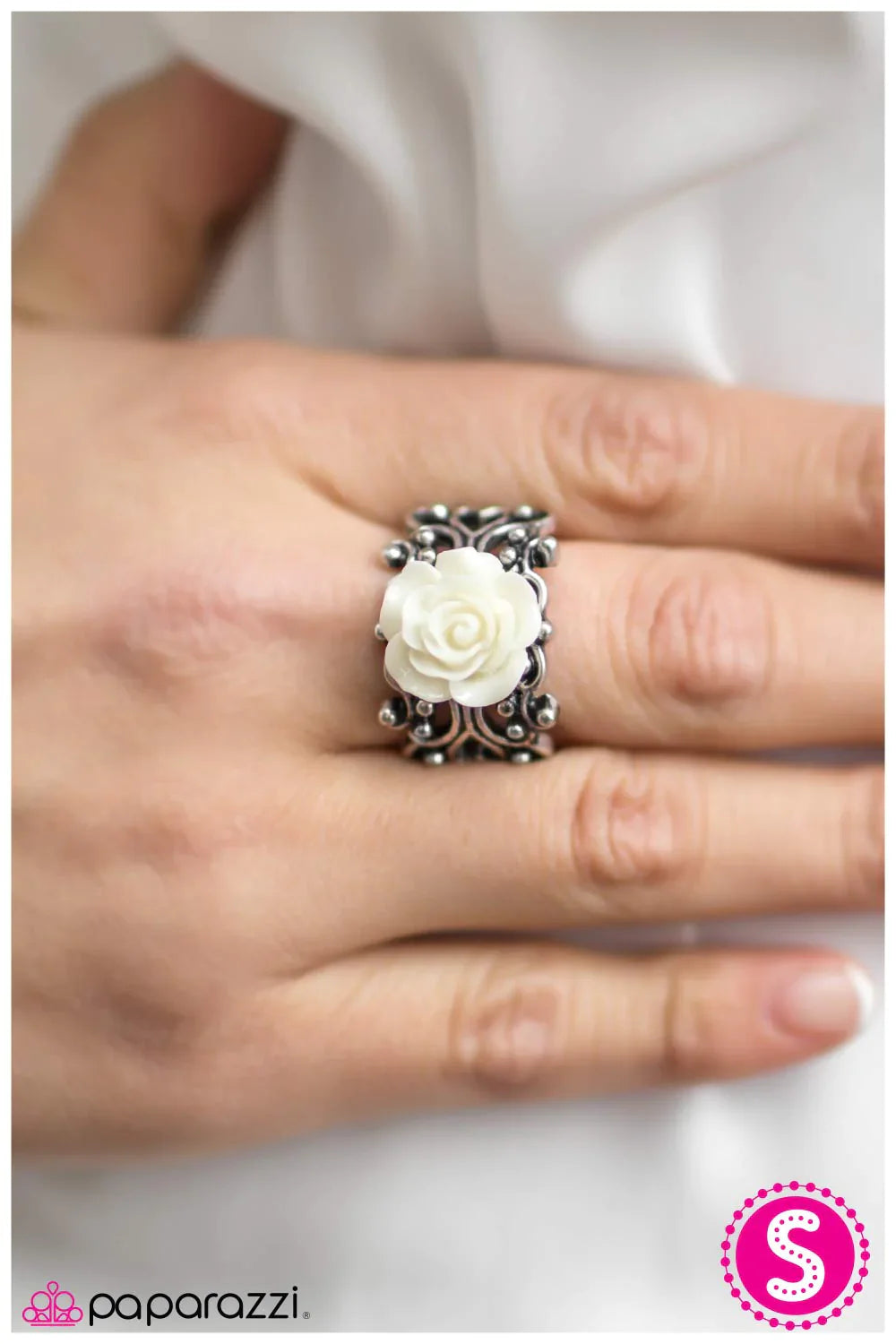 Paparazzi Ring ~ The Rose Society - White