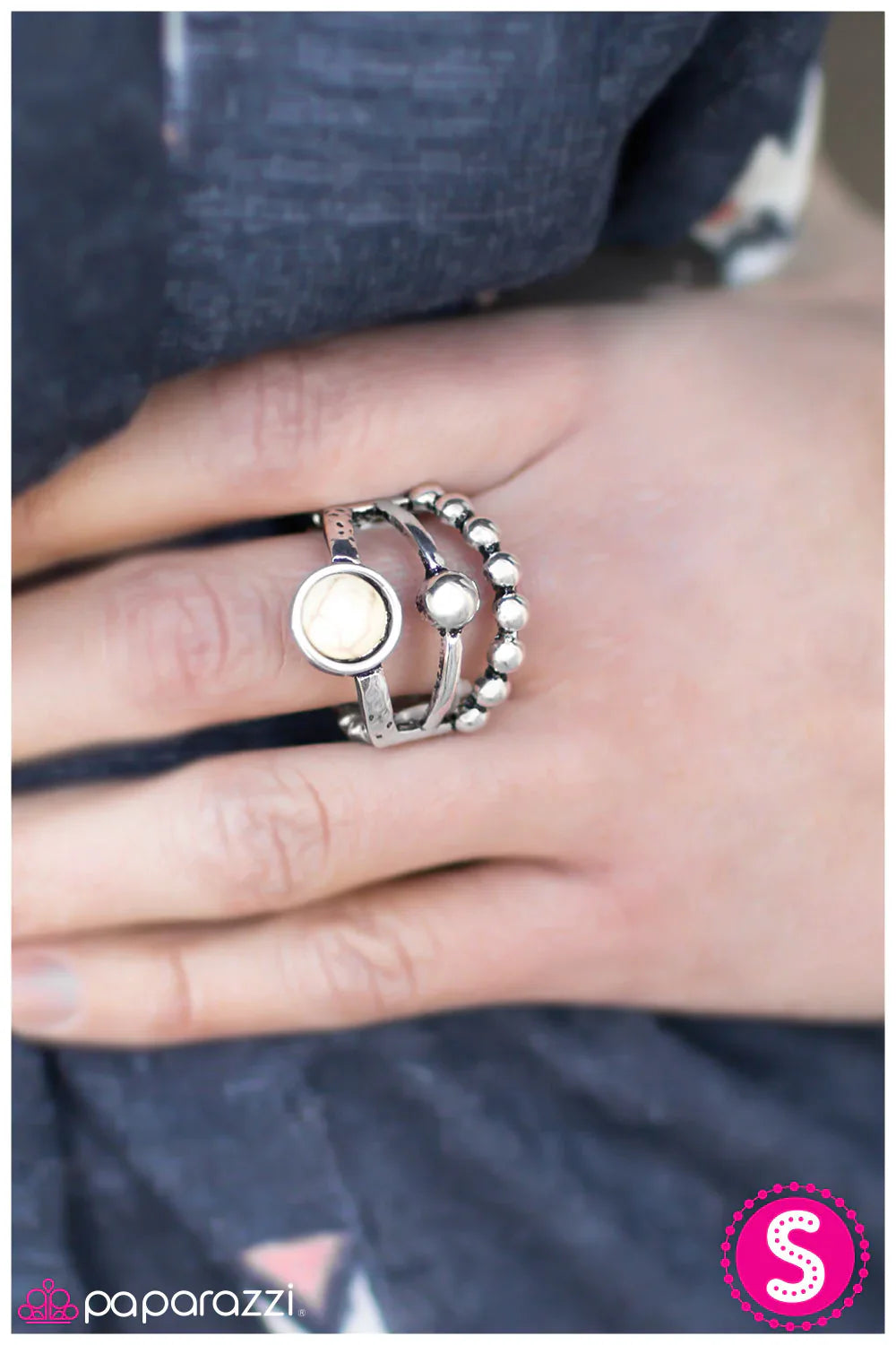 Paparazzi Ring ~ Do The BRIGHT Thing - White