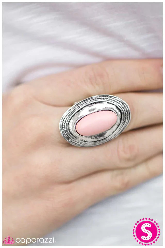 Paparazzi Ring ~ Its a Fiesta! - Pink