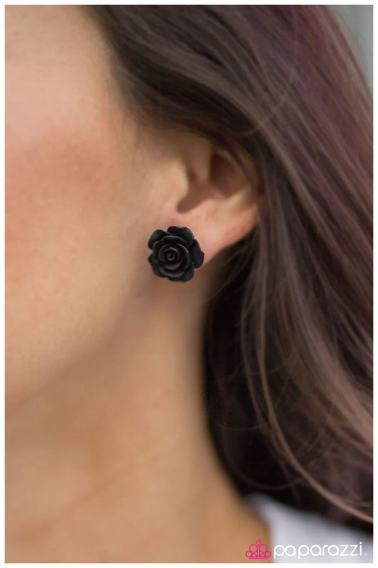 Paparazzi Earring ~ Rose Garden - Black