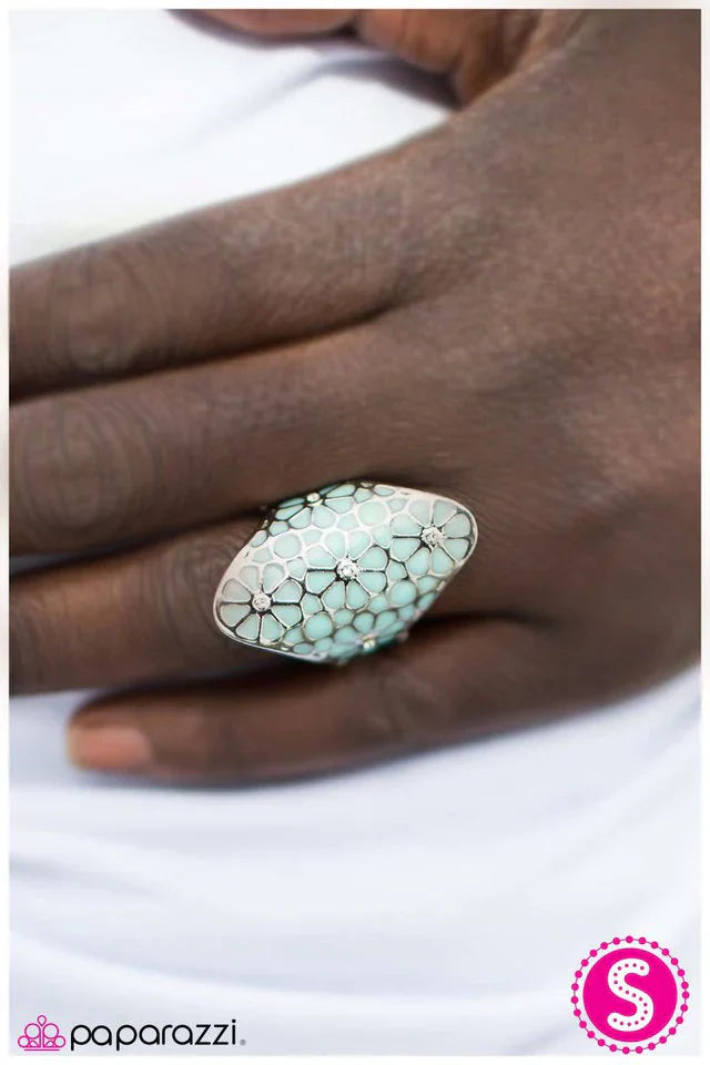 Paparazzi Ring ~ A Spring Spree - Blue