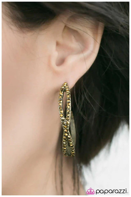 Paparazzi Earring ~ Off the Rails - Brass