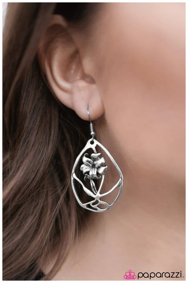 Paparazzi Earring ~ The Enchanted Rose - Silver