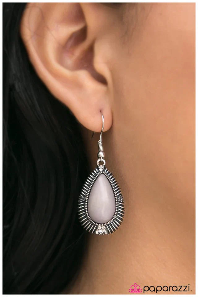 Paparazzi Earring ~ Cavalier Colors - Silver