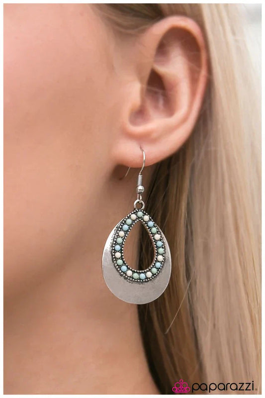 Paparazzi Earring ~ When The Sun Goes Down - Multi