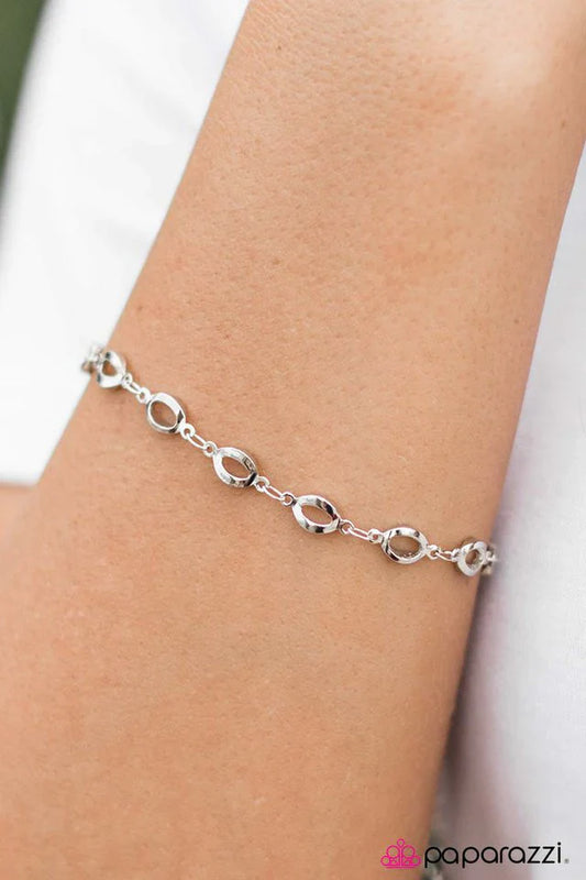 Paparazzi Bracelet ~ Simply The Finest - Silver