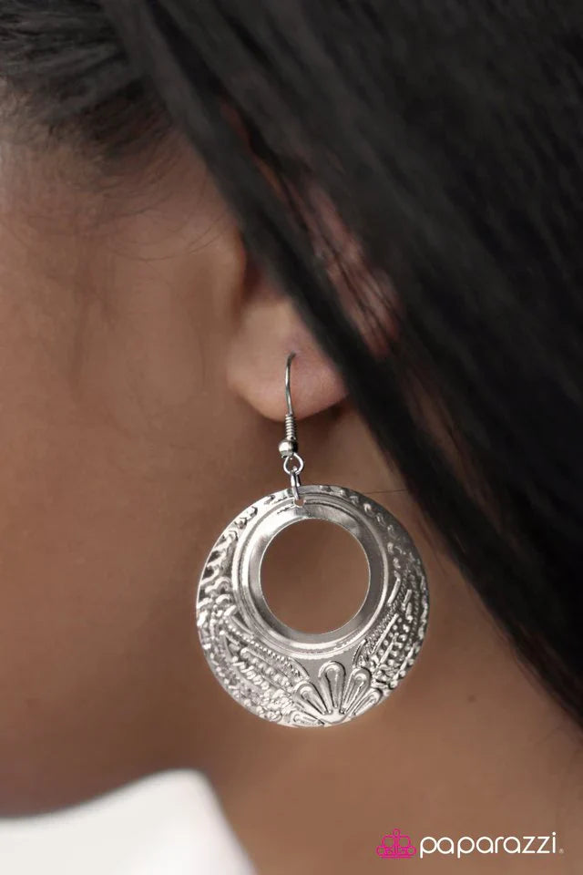 Paparazzi Earring ~ Its In The Floral Details - Silver