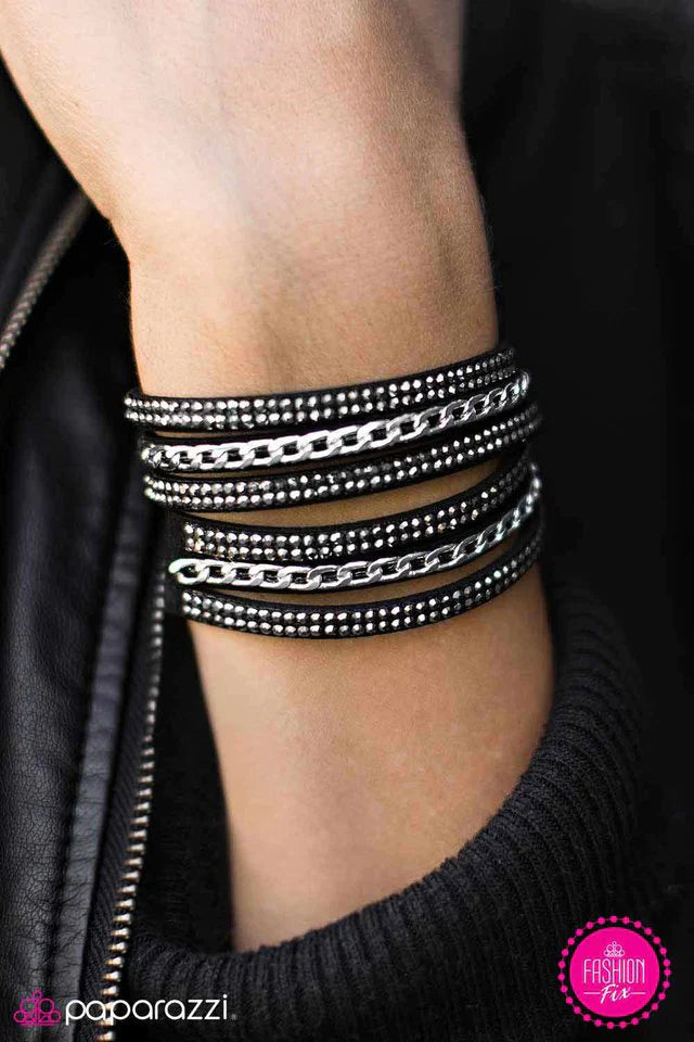 Paparazzi Bracelet ~ Put On Your Game Face - Black