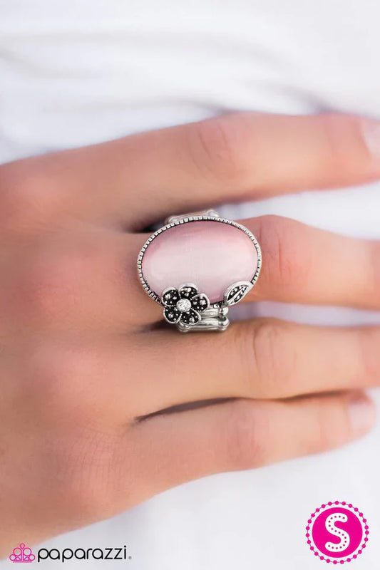 Paparazzi Ring ~ Moonlit Meadows - Pink