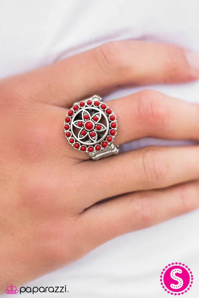 Paparazzi Ring ~ You Drive Me DAISY! - Red