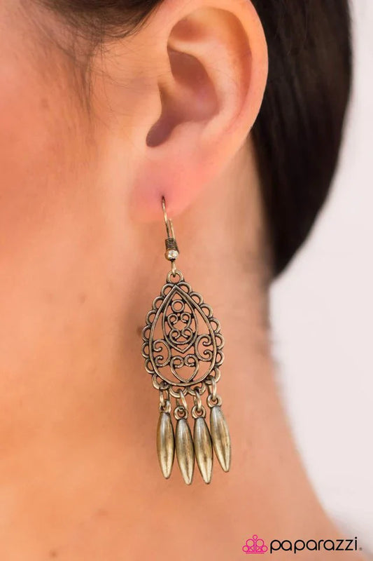 Paparazzi Earring ~ Destiny Awaits - Brass