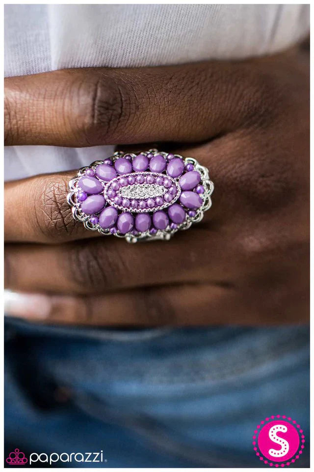 Paparazzi Ring ~ Queen BEAD - Purple