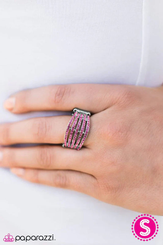 Paparazzi Ring ~ Bling Is A Girl Thing - Pink