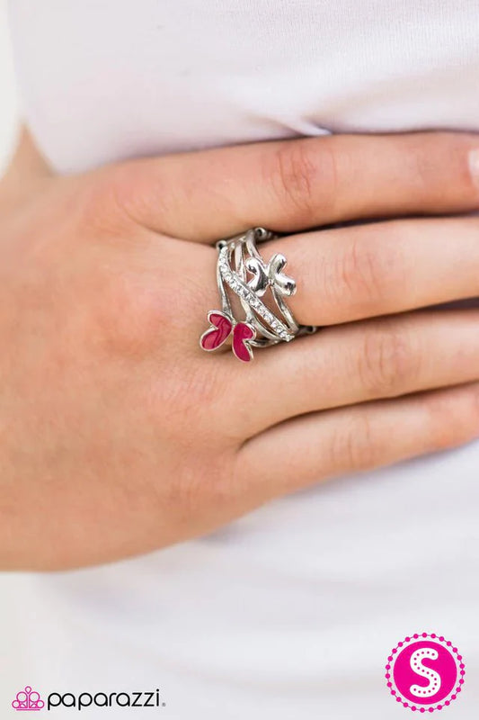 Paparazzi Ring ~ Butterfly Ballet - Pink