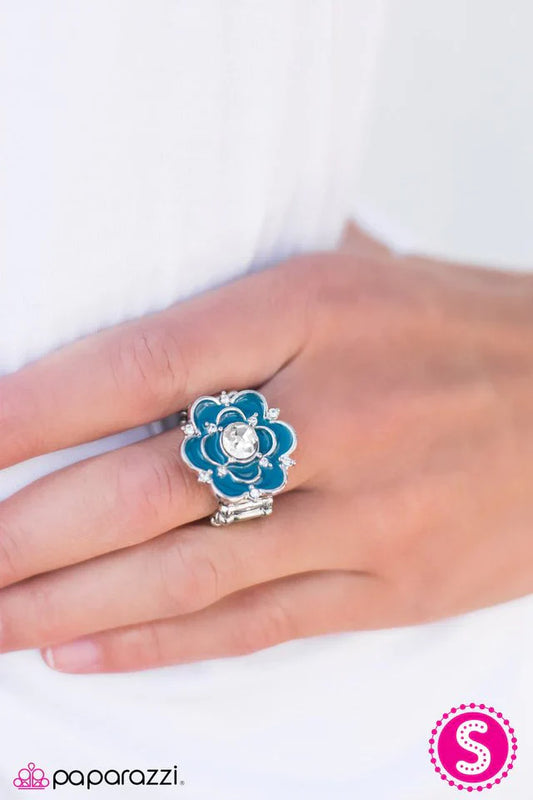 Paparazzi Ring ~ Passion Flower - Blue