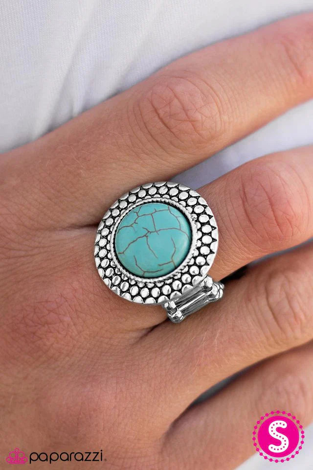 Paparazzi Ring ~ The Badlands - Blue