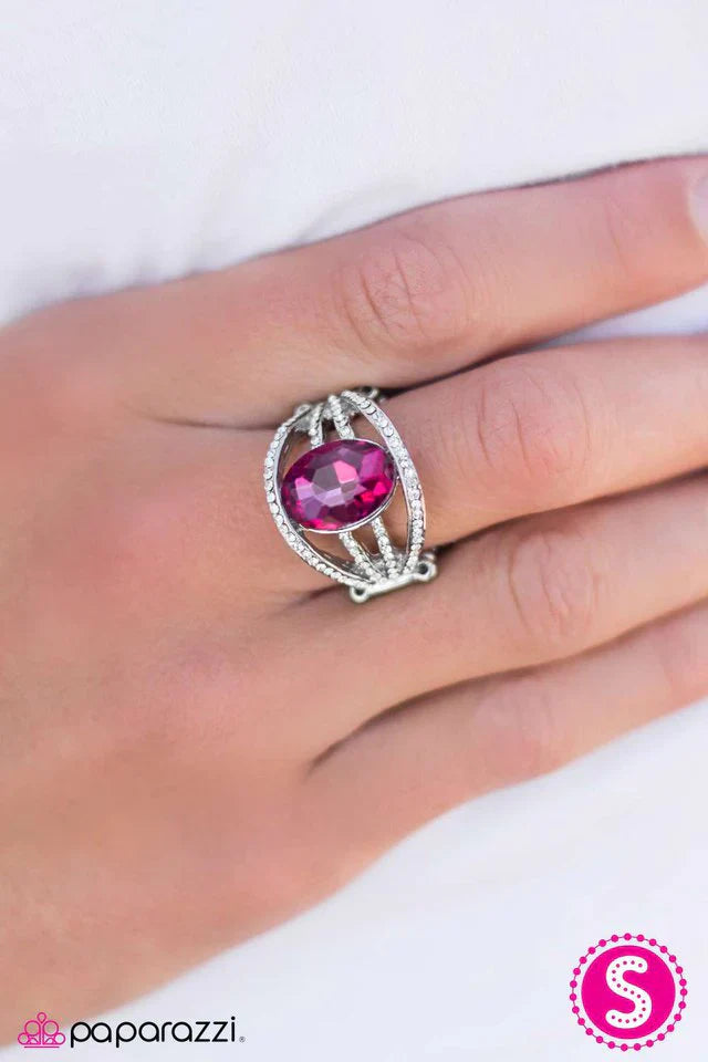 Paparazzi Ring ~ Crown Me - Pink