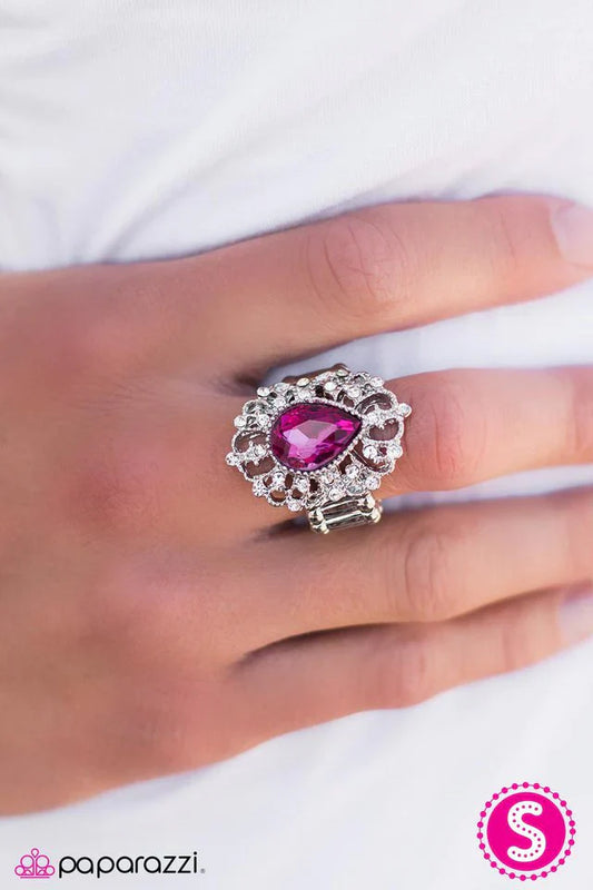 Paparazzi Ring ~ Queenly Grace - Pink