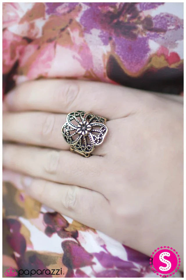 Paparazzi Ring ~ Poetically Posy - Brass