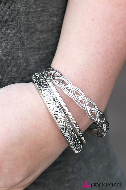 Paparazzi Bracelet ~ The Traveler - Silver