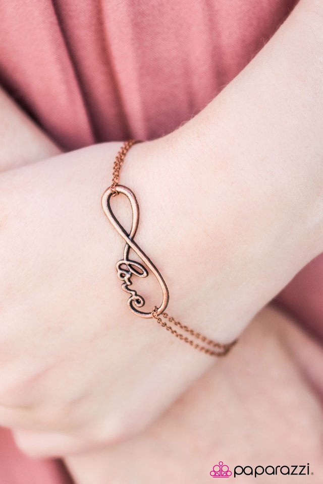 Paparazzi Bracelet ~ Lovers Leap - Copper