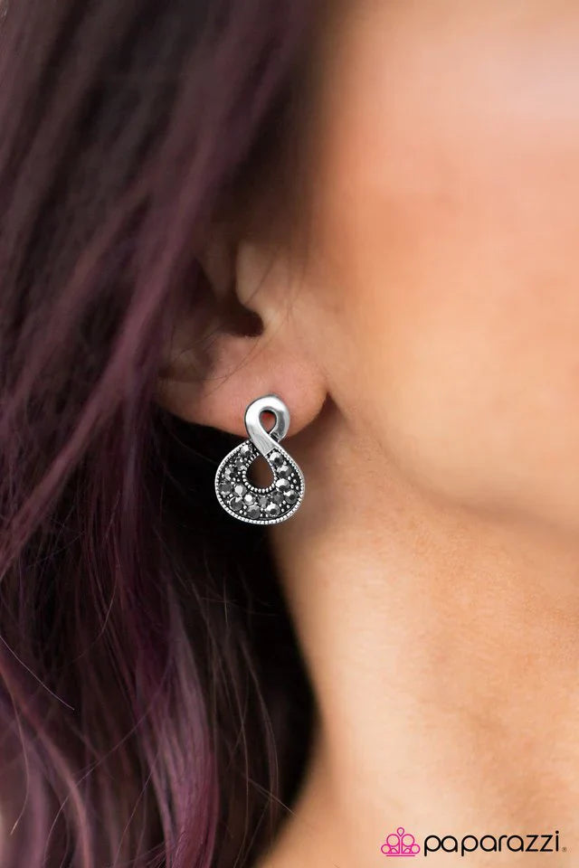 Paparazzi Earring ~ Waiting For Tomorrow - Silver