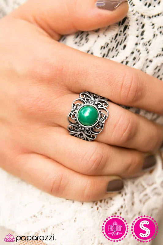 Paparazzi Ring ~ Jolly Good Time - Green