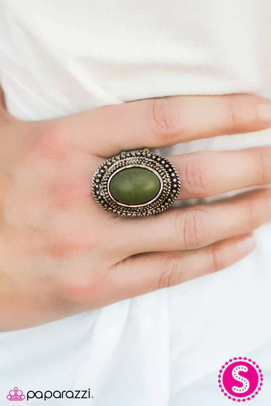 Paparazzi Ring ~ Cant Tame A Wild Thing - Green