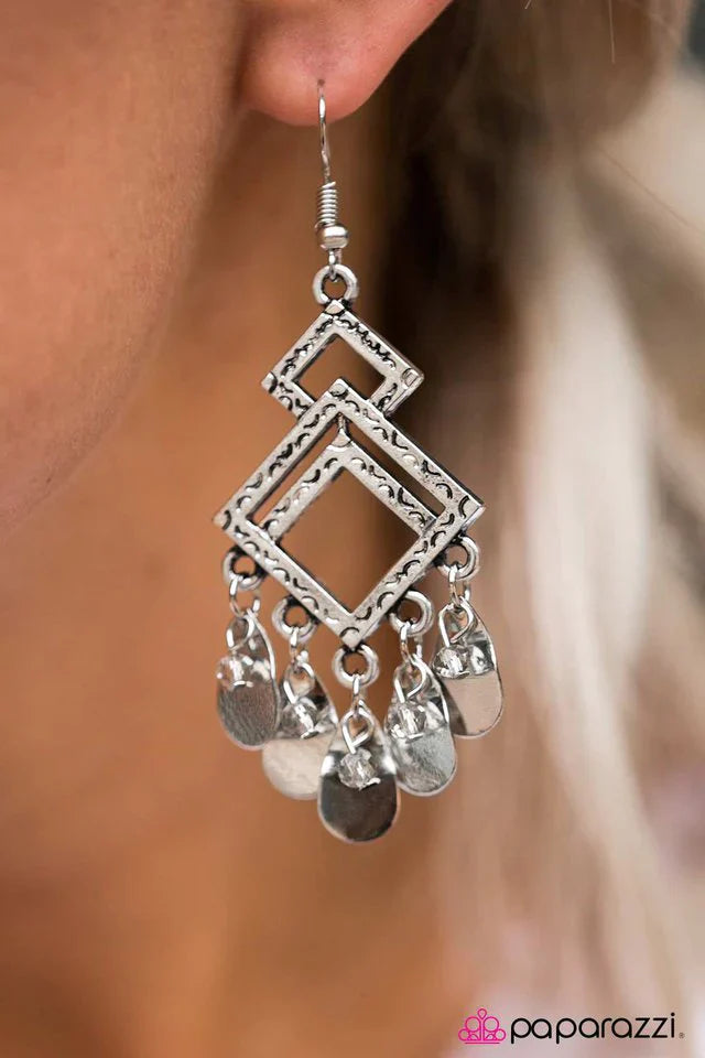 Paparazzi Earring ~ Sahara Sands - Silver