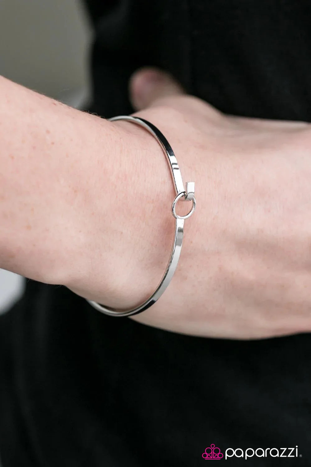 Paparazzi Bracelet ~ Minimal Style - Silver