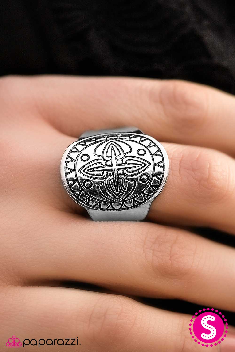 Paparazzi Ring ~ Out On The Outback  - Silver