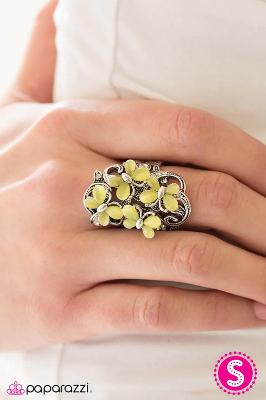 Paparazzi Ring ~ Blooming Butterflies - Yellow