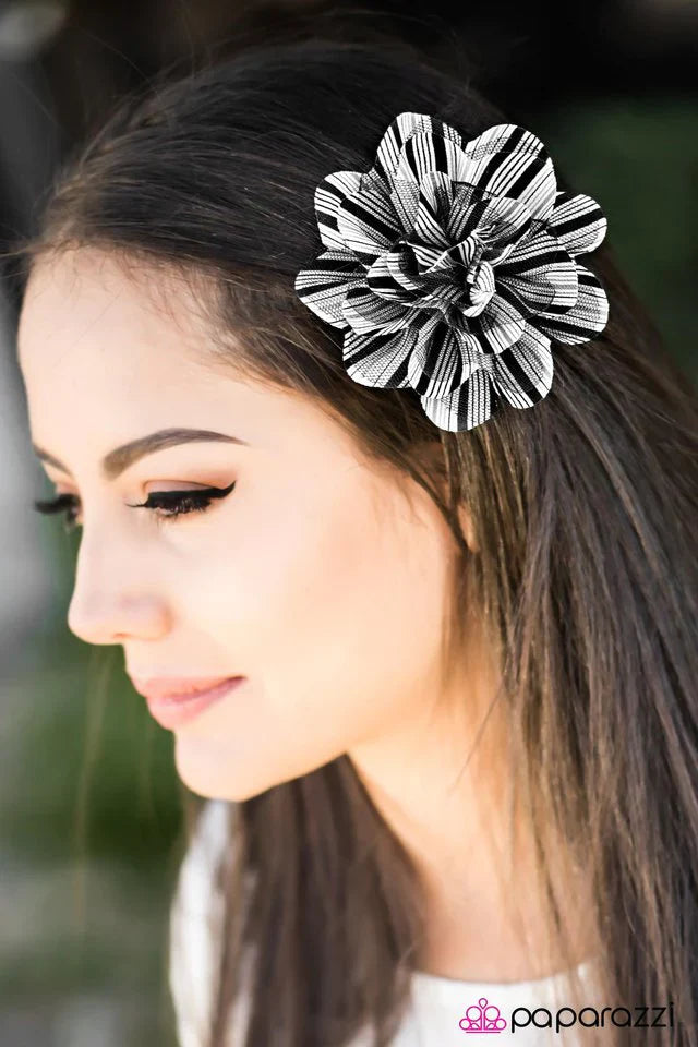 Paparazzi Hair Accessories ~ Stripe It Up - Silver