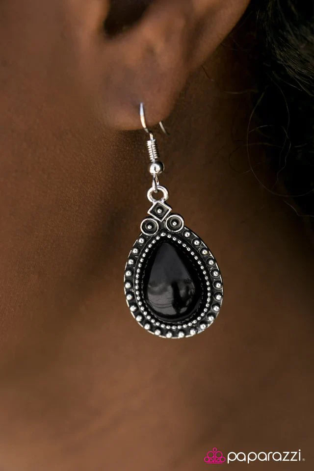 Paparazzi Earring ~ Bali Bliss - Black