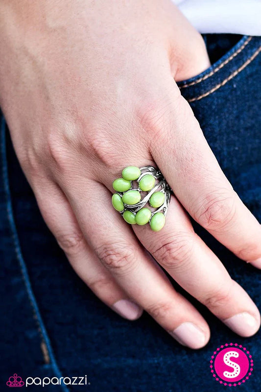 Paparazzi Ring ~ Tahiti Tango - Green