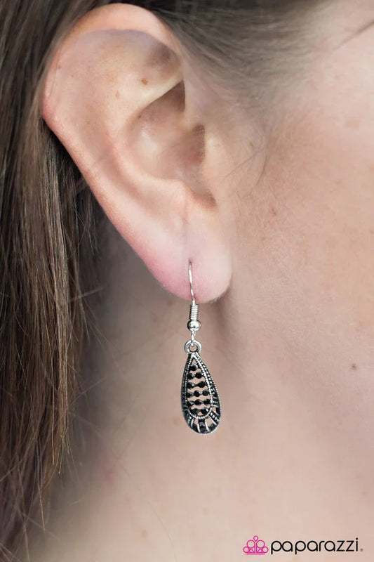 Paparazzi Earring ~ Dropping Perfection - Black