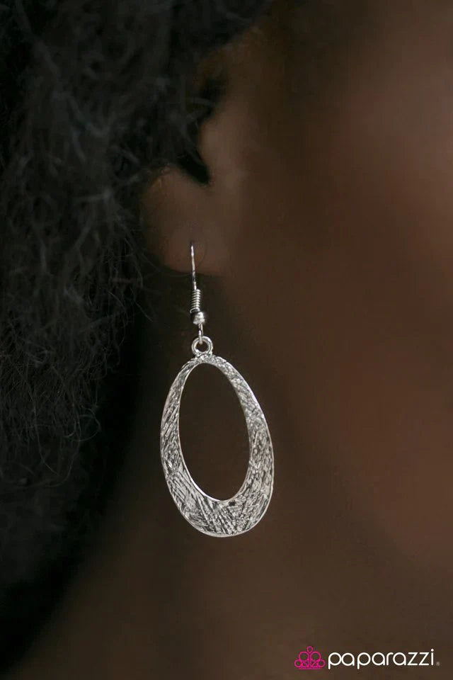 Paparazzi Earring ~ Be The Light - Silver