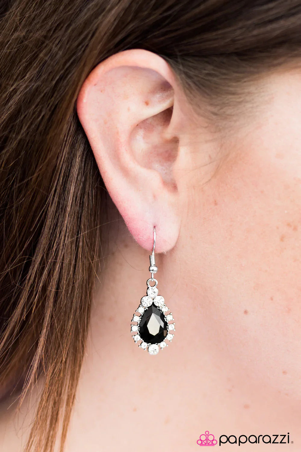 Paparazzi Earring ~ Royal Dance Hall - Black