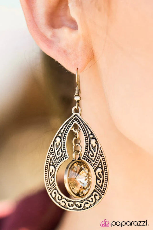 Paparazzi Earring ~ Genie Glam - Brass