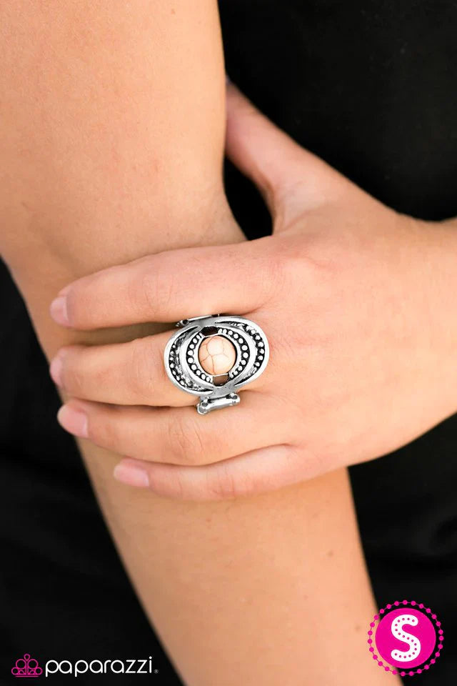 Paparazzi Ring ~ Cliffside Cabana - Brown