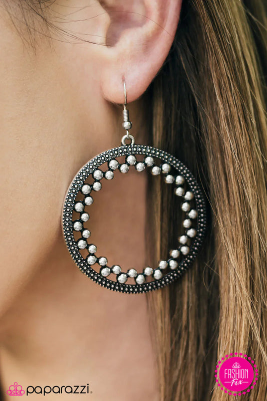 Paparazzi Earring ~ Gather Round  - Silver