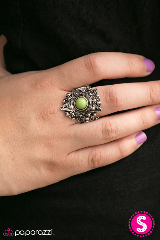 Paparazzi Ring ~ Megastar - Green