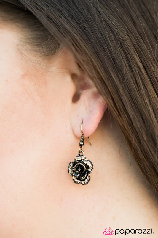 Paparazzi Earring ~ Give Her Roses - Brass