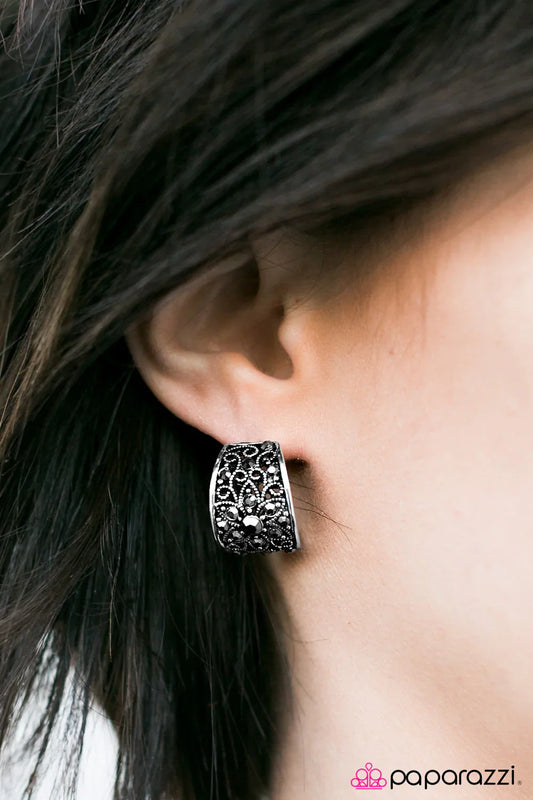 Paparazzi Earring ~ True Beauty - Silver