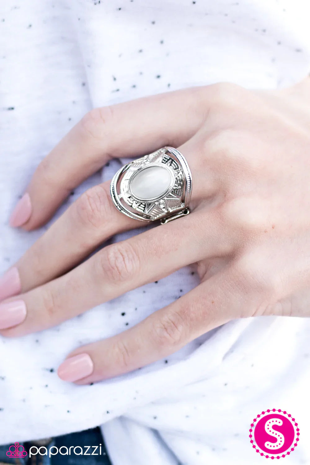 Paparazzi Ring ~ Summer Blaze - White