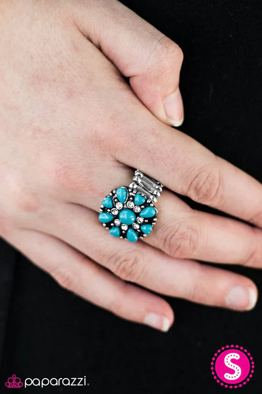 Paparazzi Ring ~ Fiji Flowers - Blue