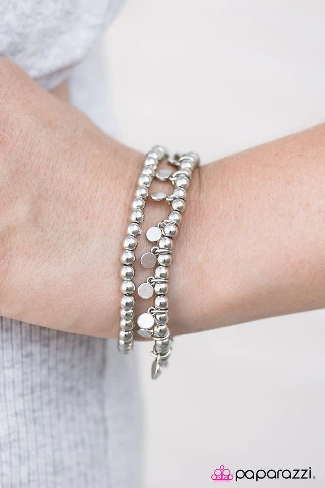 Paparazzi Bracelet ~ Move It Or Lose It - Silver