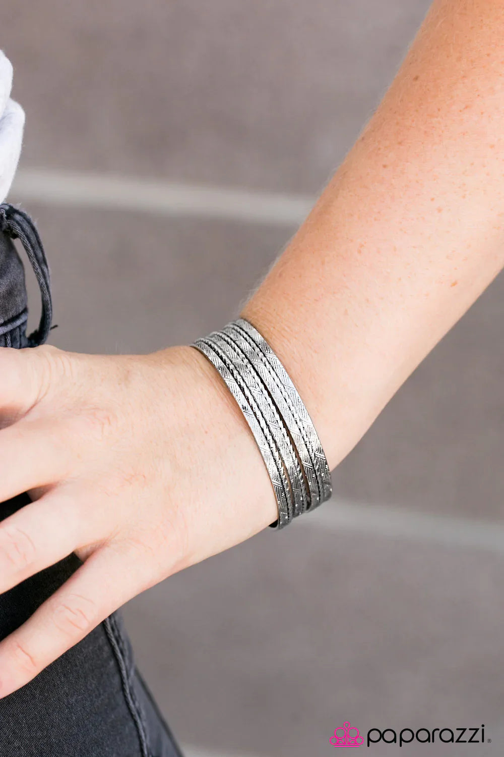 Paparazzi Bracelet ~ When In Waikiki - Silver